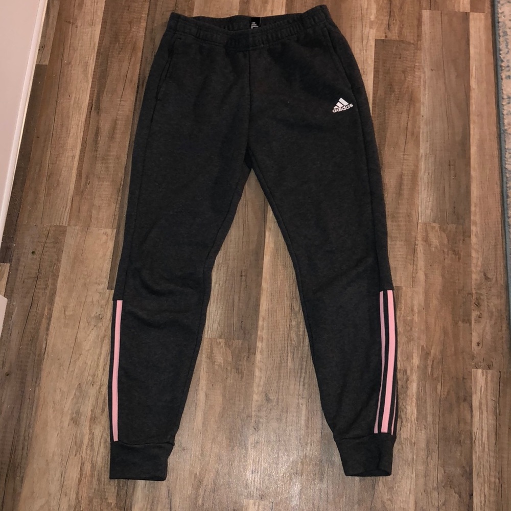 Women’s Adidas Jogging Pants